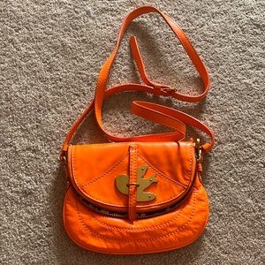 Marc jacobs petal to the metal pouch